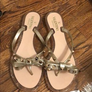 Valentino Garavani flip flops